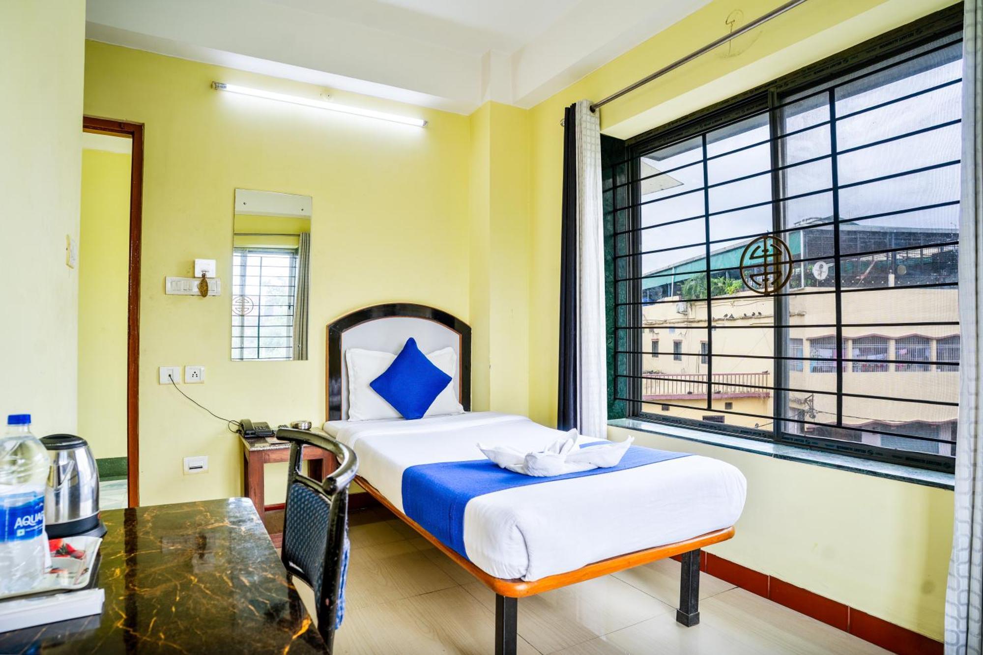 Hotel Niladrii Galaxy Siliguri Eksteriør bilde